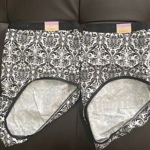 Womens CACIQUE Panties 18/20 Lot of 2 Full Brief Black White NWT